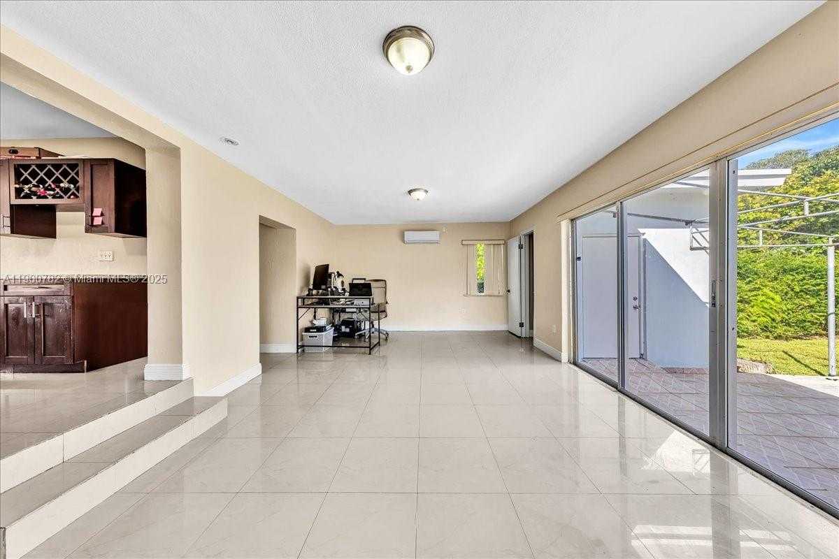 Small Image of 1245 NORTH WEST 130TH ST, North Miami Number 21