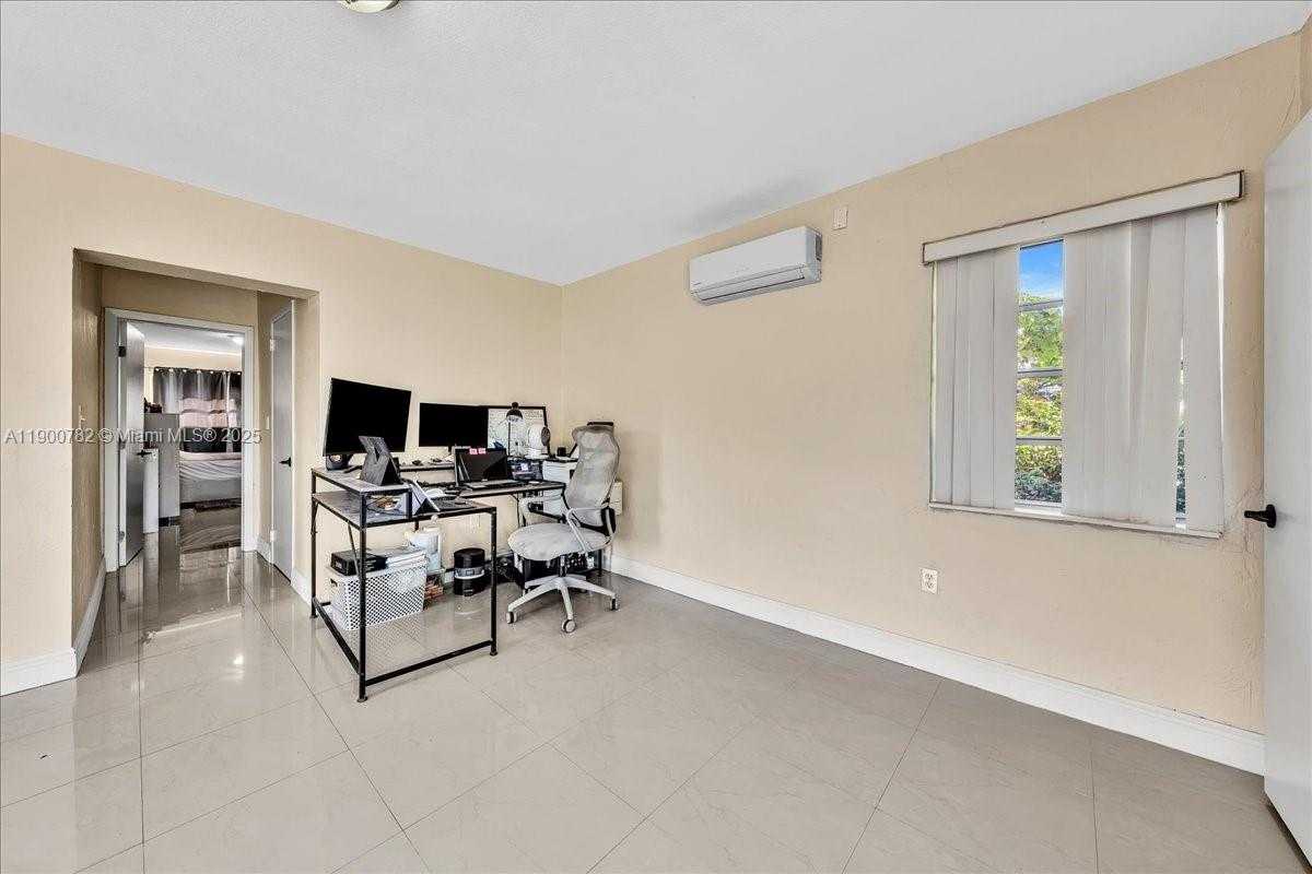 Small Image of 1245 NORTH WEST 130TH ST, North Miami Number 24
