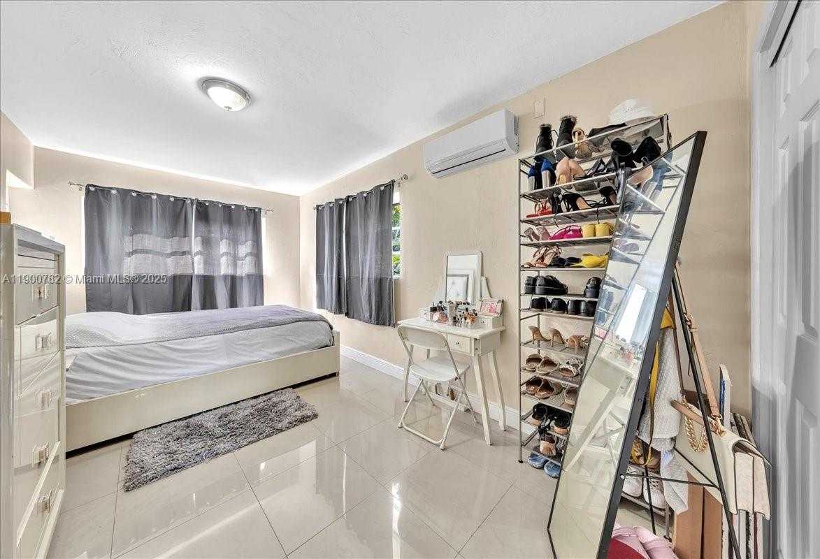 Small Image of 1245 NORTH WEST 130TH ST, North Miami Number 29