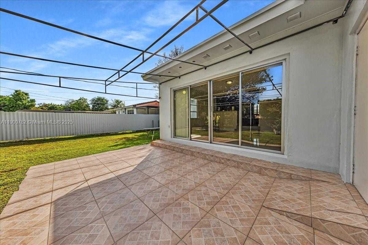 Small Image of 1245 NORTH WEST 130TH ST, North Miami Number 39