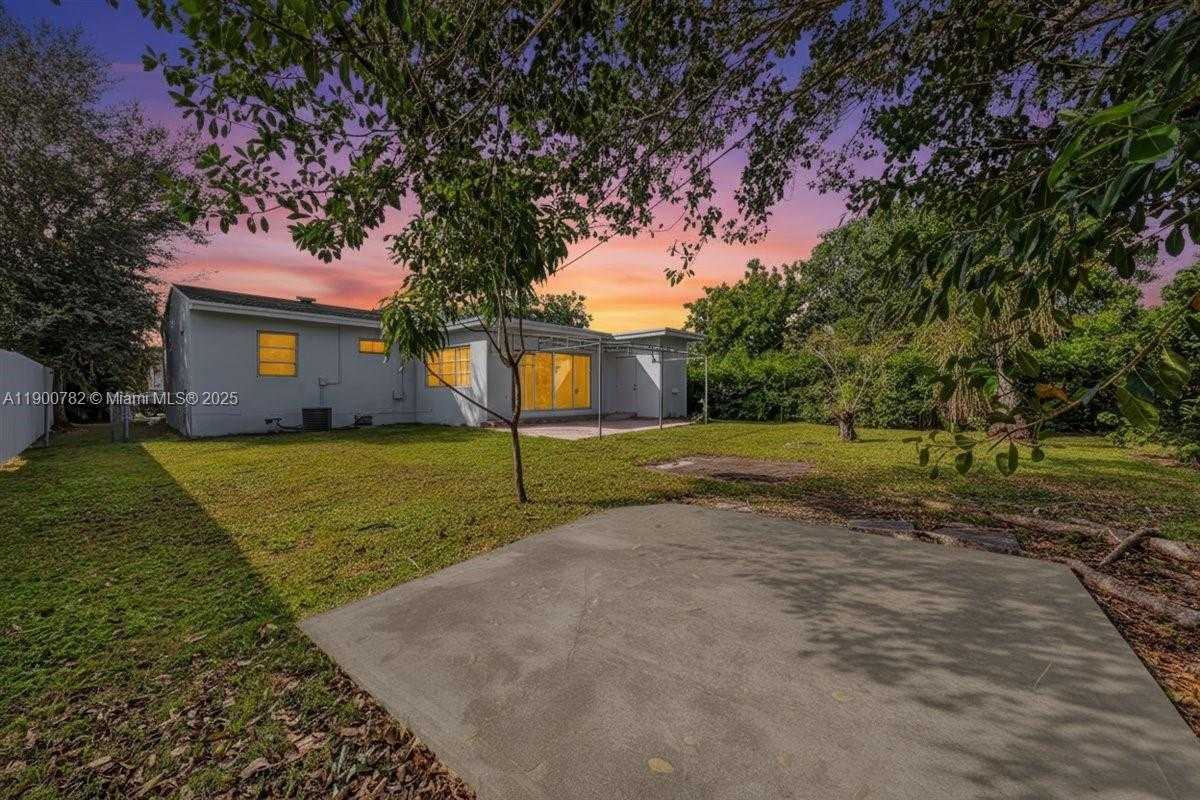 Small Image of 1245 NORTH WEST 130TH ST, North Miami Number 43