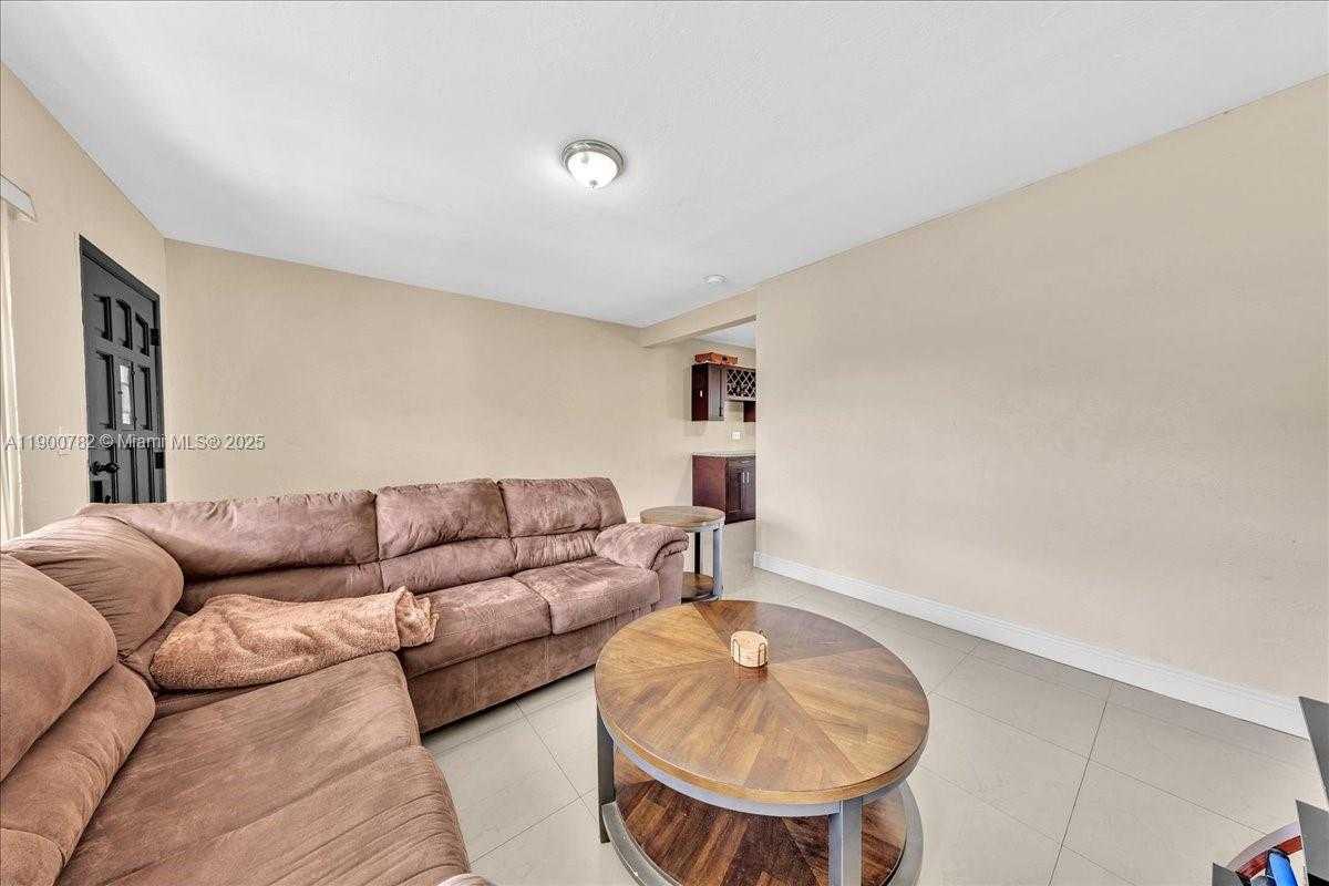 Small Image of 1245 NORTH WEST 130TH ST, North Miami Number 6