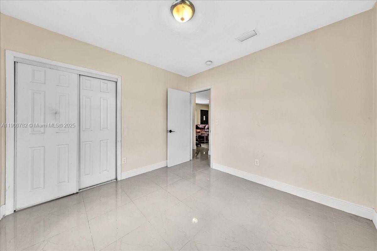 Small Image of 1245 NORTH WEST 130TH ST, North Miami Number 8