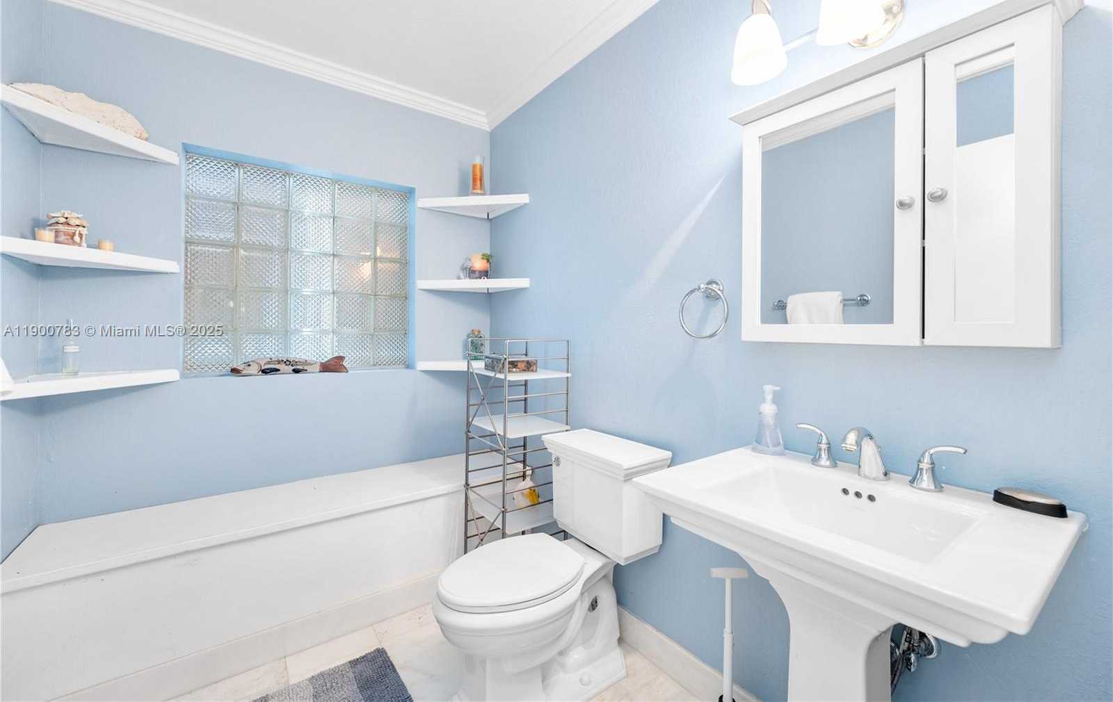 Small Image of 111 SPOONBILL RD, Tavernier Number 20