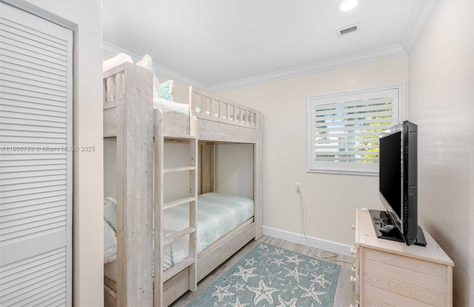 Small Image of 111 SPOONBILL RD, Tavernier Number 25