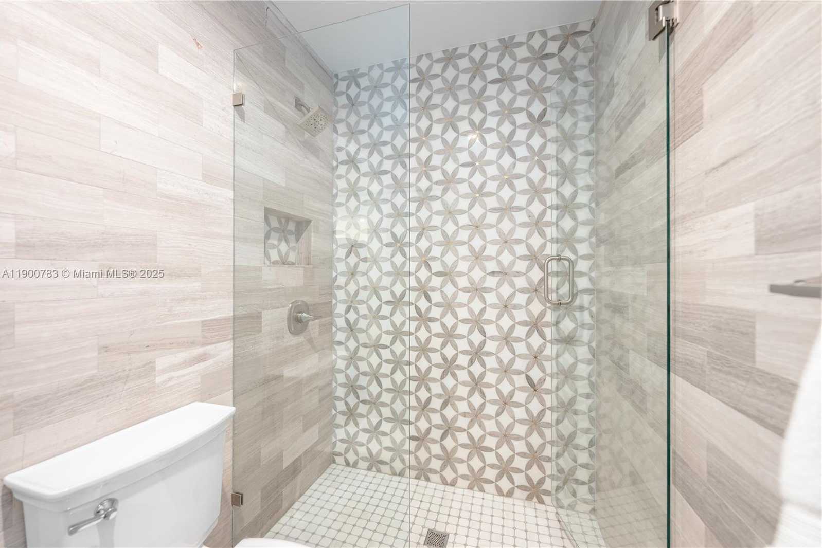 Small Image of 111 SPOONBILL RD, Tavernier Number 28