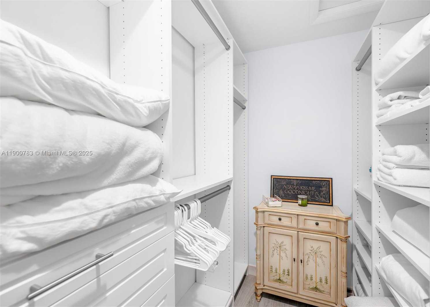 Small Image of 111 SPOONBILL RD, Tavernier Number 39