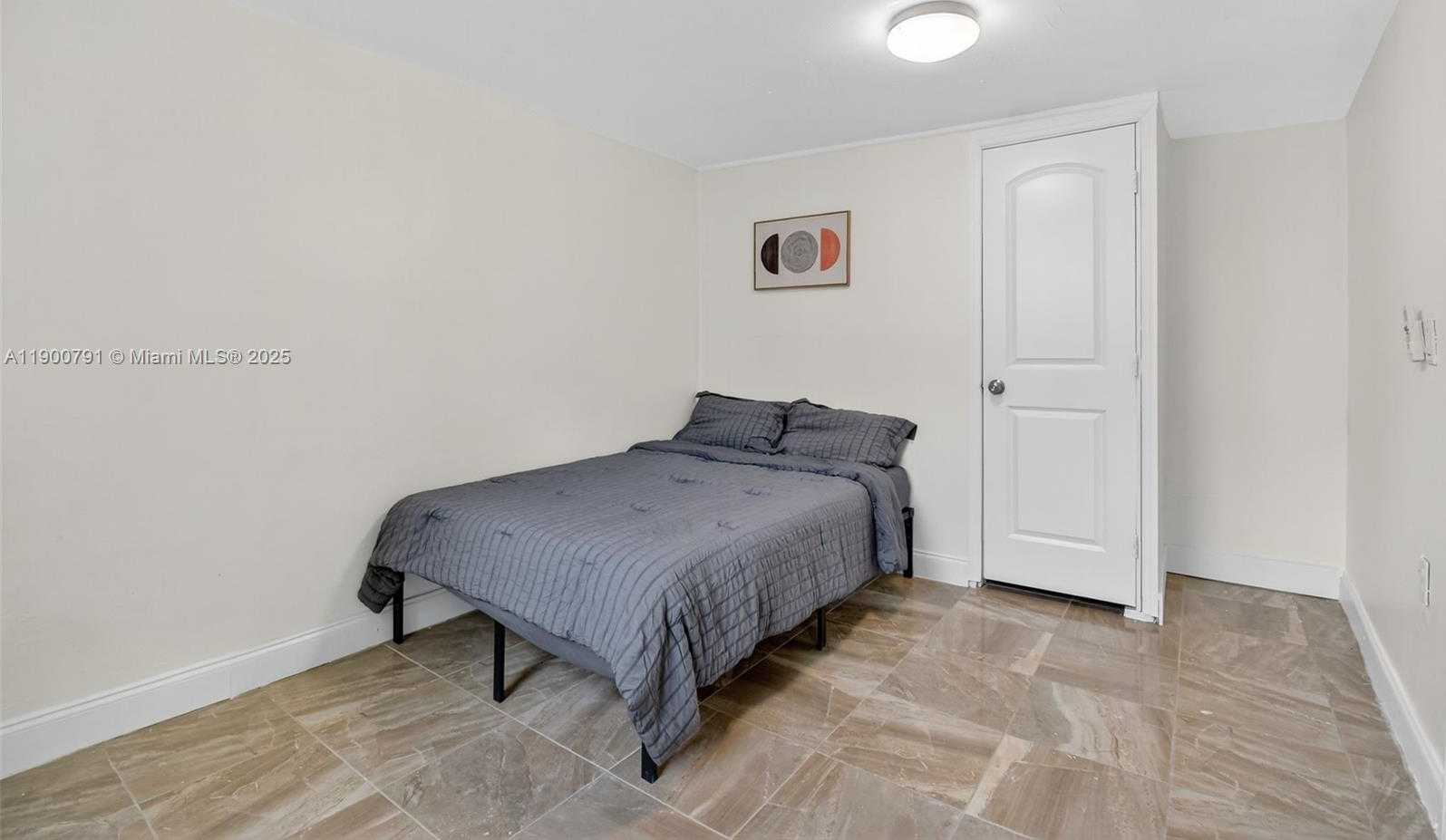 Small Image of 643 NORTH EAST 130TH ST, North Miami Number 25