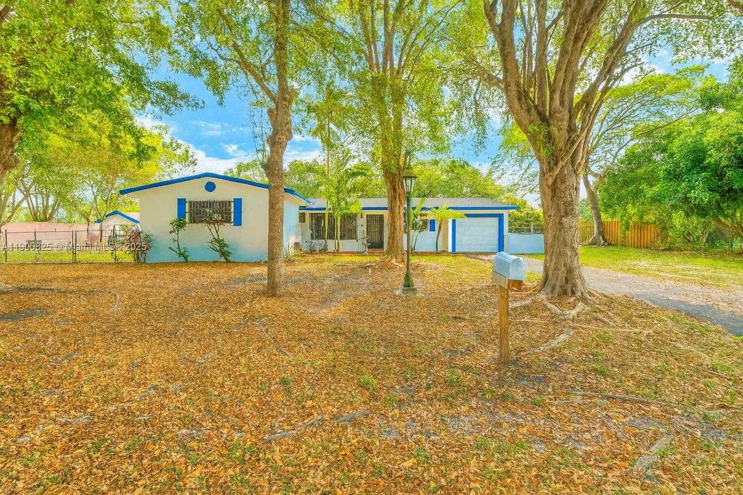 Small Image of 7800 SOUTH WEST 95TH ST, Miami Number 3