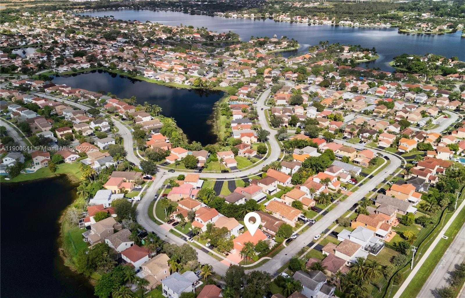 Small Image of 18411 NORTH WEST 18TH ST, Pembroke Pines Number 28