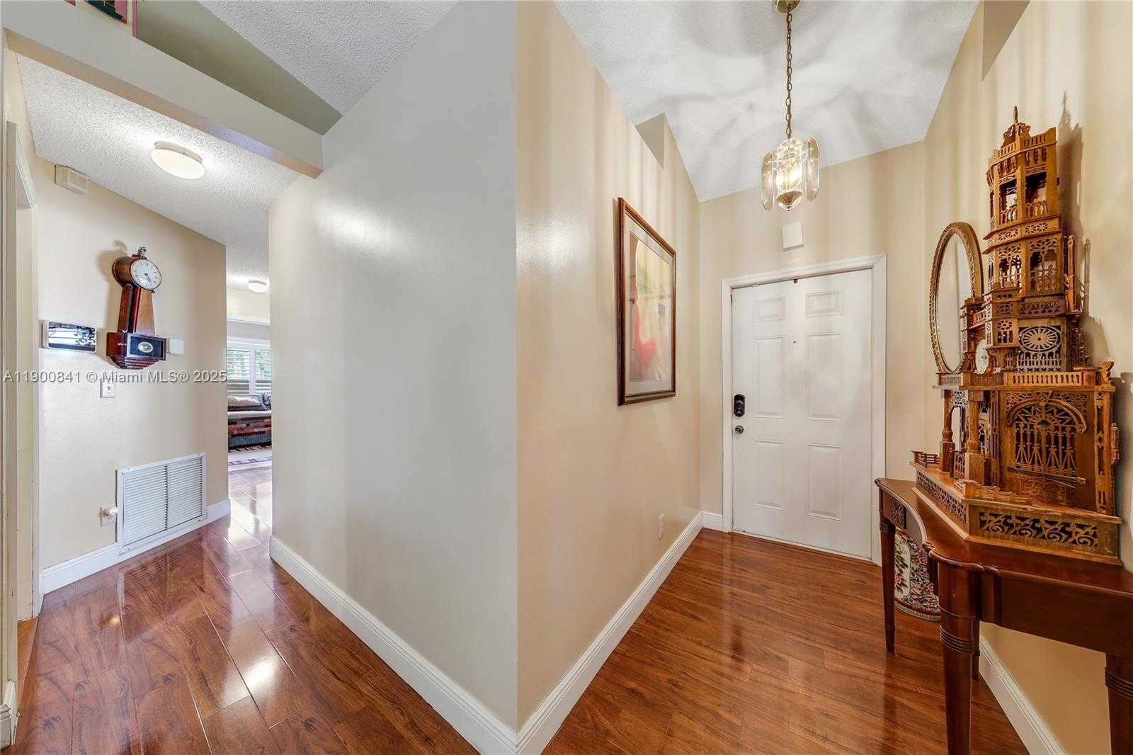 Small Image of 18411 NORTH WEST 18TH ST, Pembroke Pines Number 4