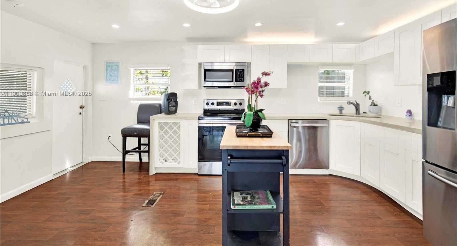 Small Image of 124 VALJEAN LN, Tavernier Number 20