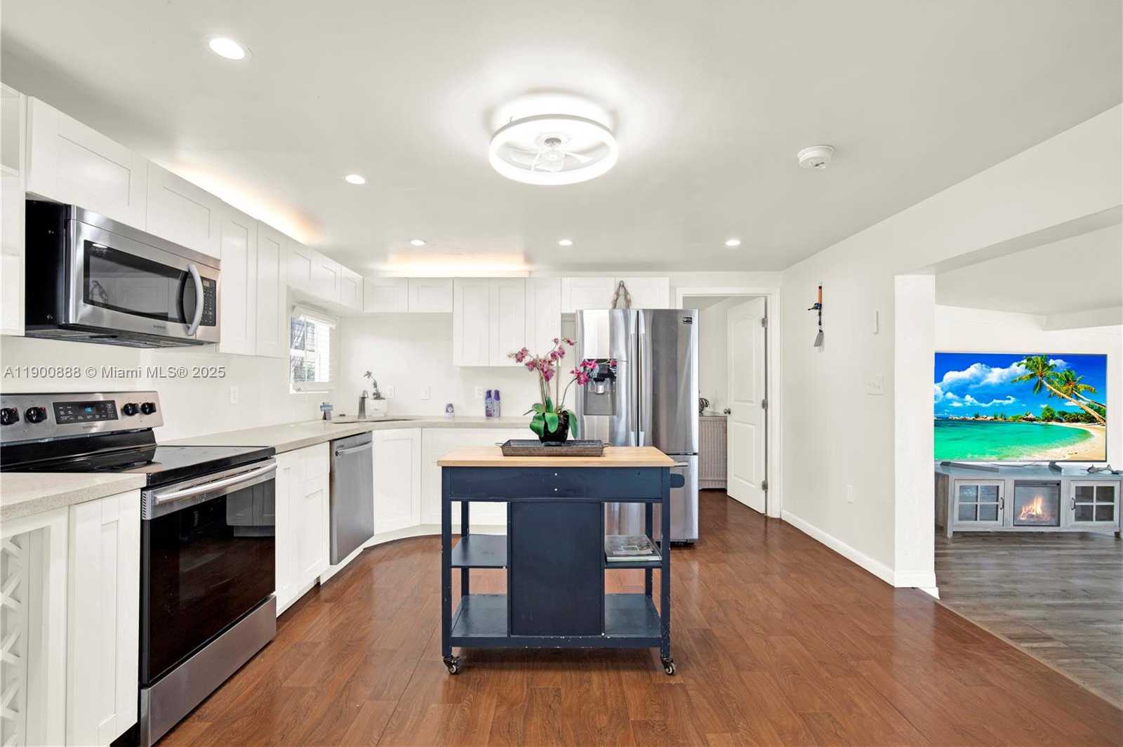 Small Image of 124 VALJEAN LN, Tavernier Number 21