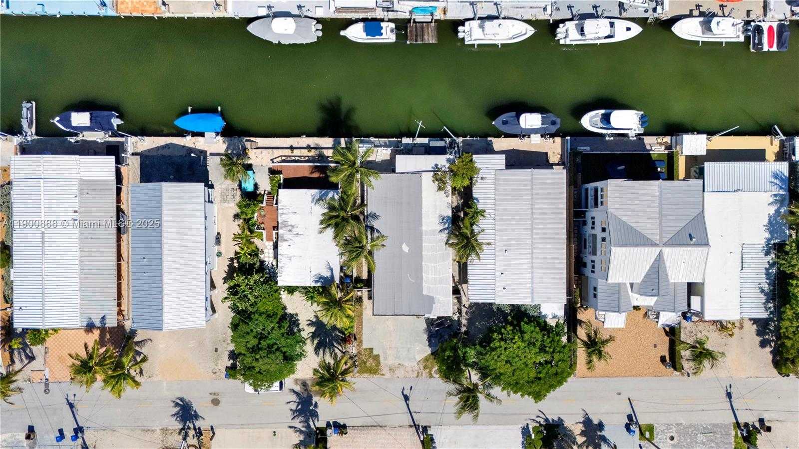 Small Image of 124 VALJEAN LN, Tavernier Number 35