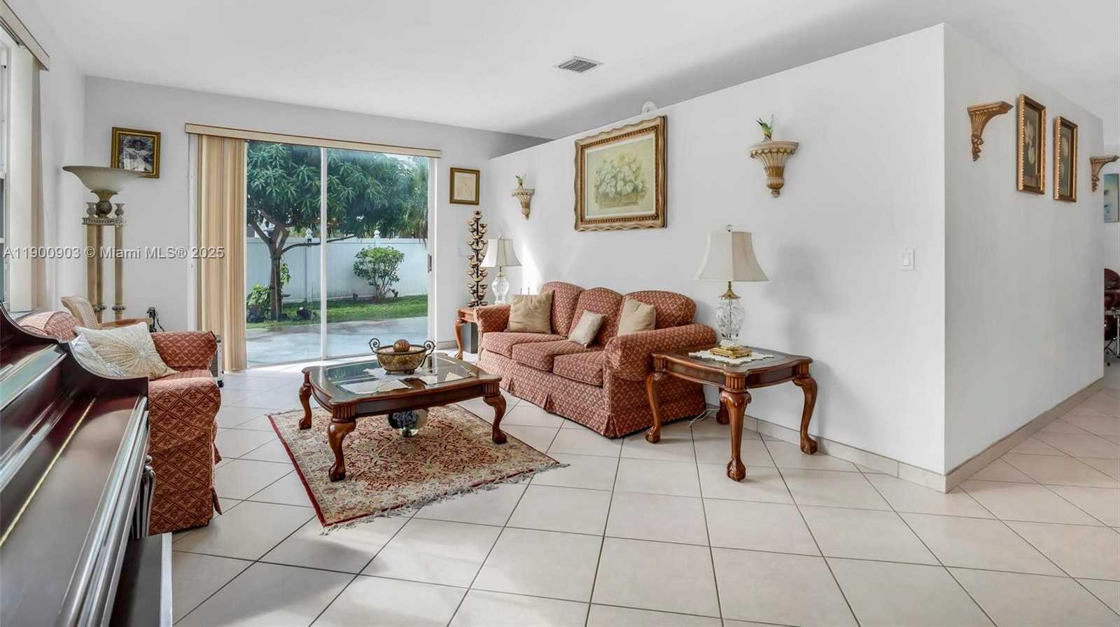 Small Image of 15736 NORTH WEST 11TH ST, Pembroke Pines Number 2