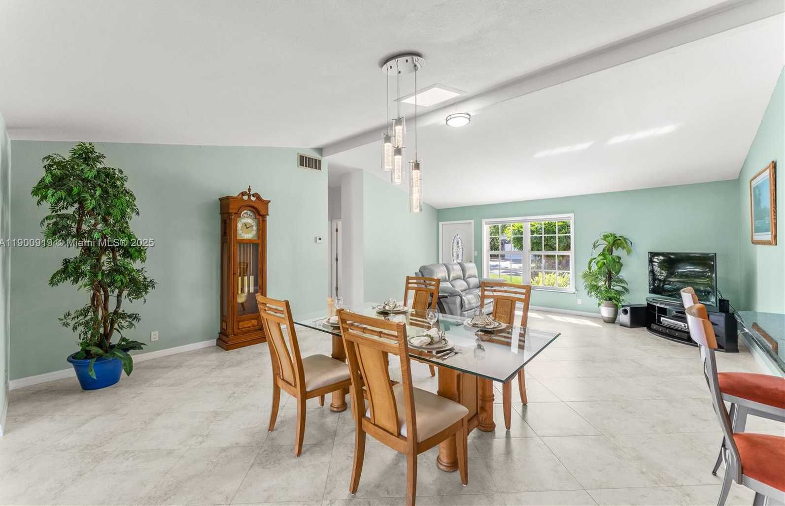 Small Image of 1625 SOUTH WEST 5TH CT, Fort Lauderdale Number 18