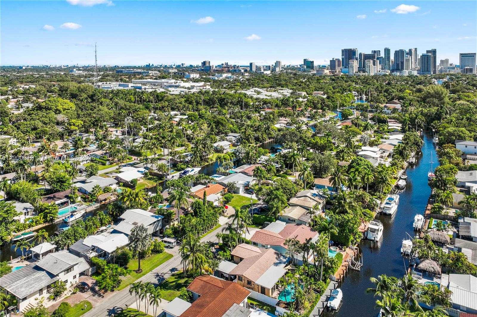 Small Image of 1625 SOUTH WEST 5TH CT, Fort Lauderdale Number 21