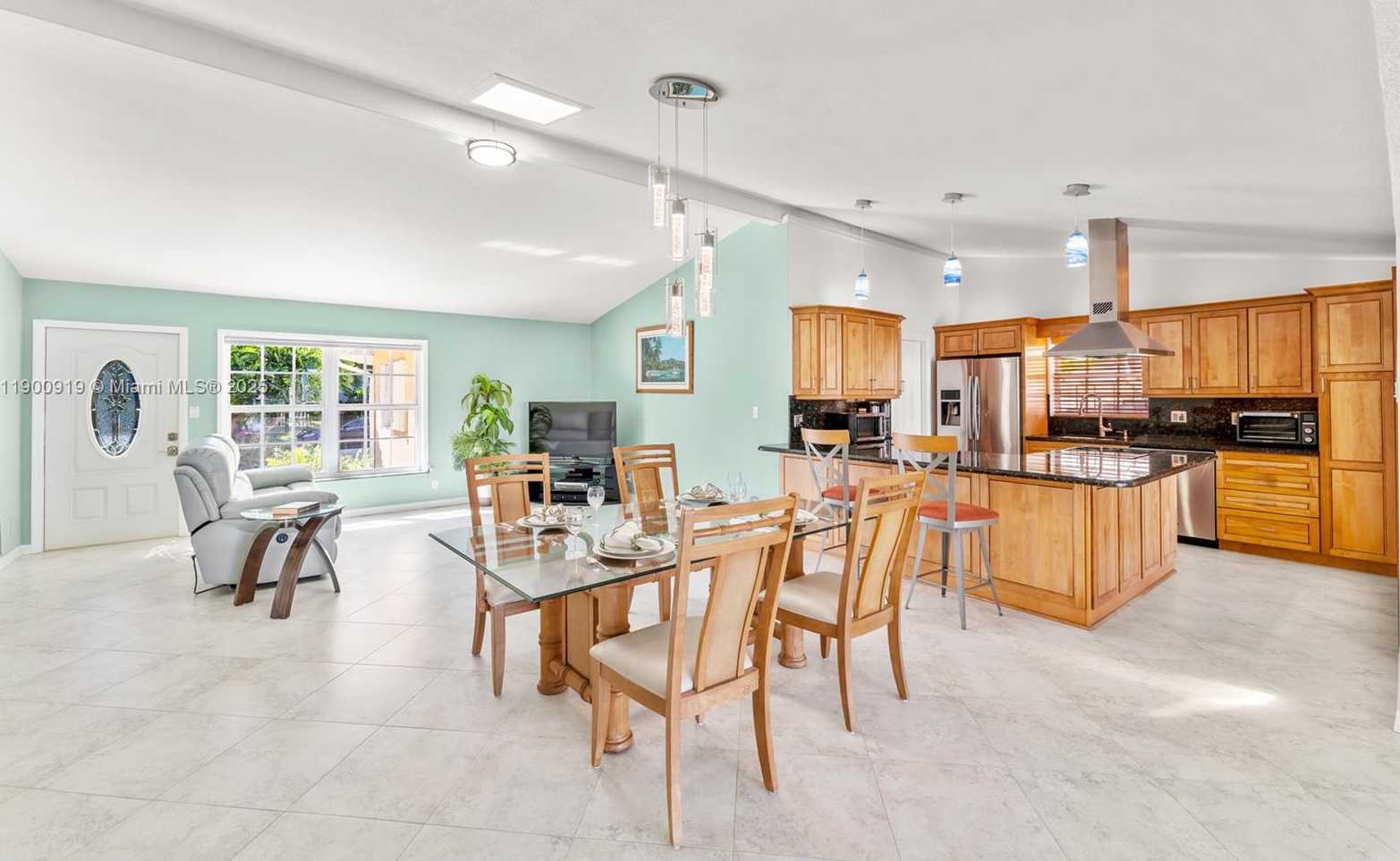 Small Image of 1625 SOUTH WEST 5TH CT, Fort Lauderdale Number 5