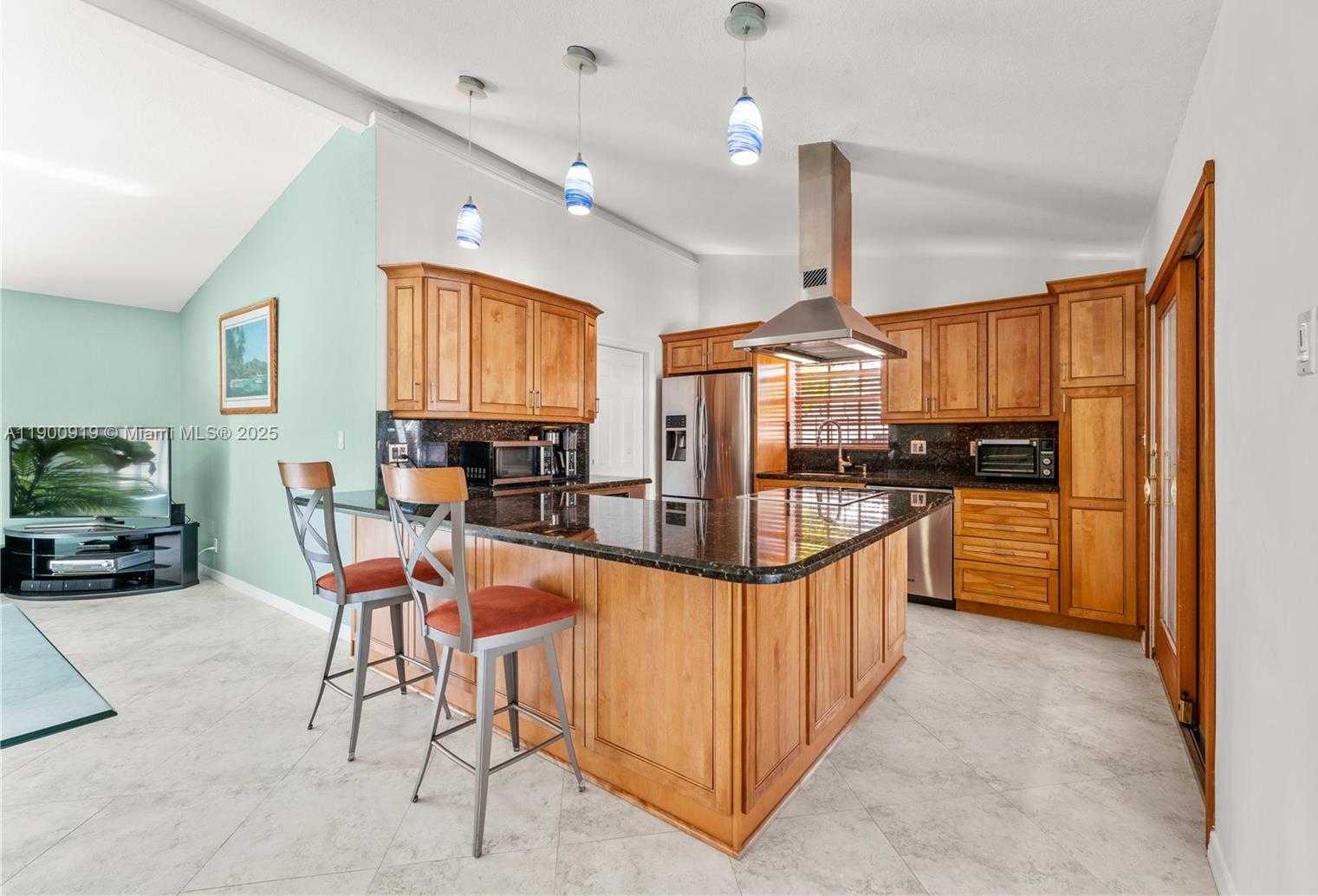 Small Image of 1625 SOUTH WEST 5TH CT, Fort Lauderdale Number 8