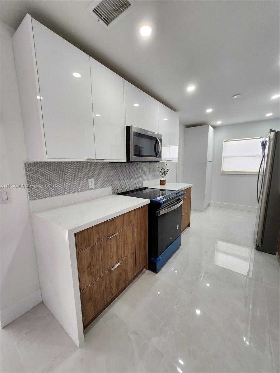 Small Image of 1254 NORTH WEST 82ND AVE, Plantation Number 17