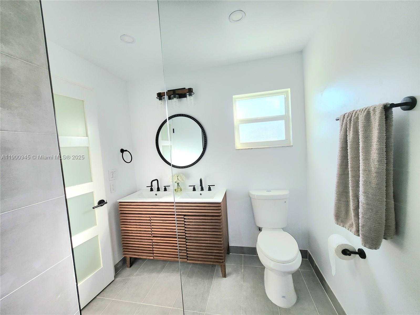 Small Image of 1254 NORTH WEST 82ND AVE, Plantation Number 25