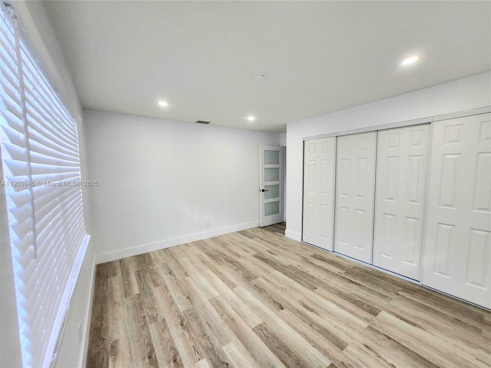 Small Image of 1254 NORTH WEST 82ND AVE, Plantation Number 30