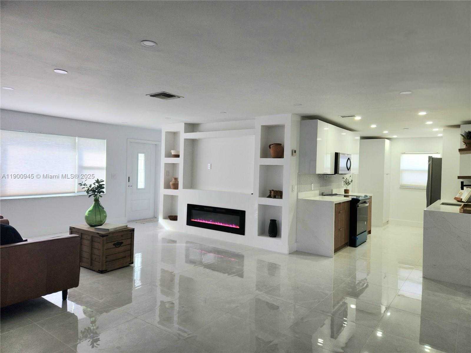 Small Image of 1254 NORTH WEST 82ND AVE, Plantation Number 4