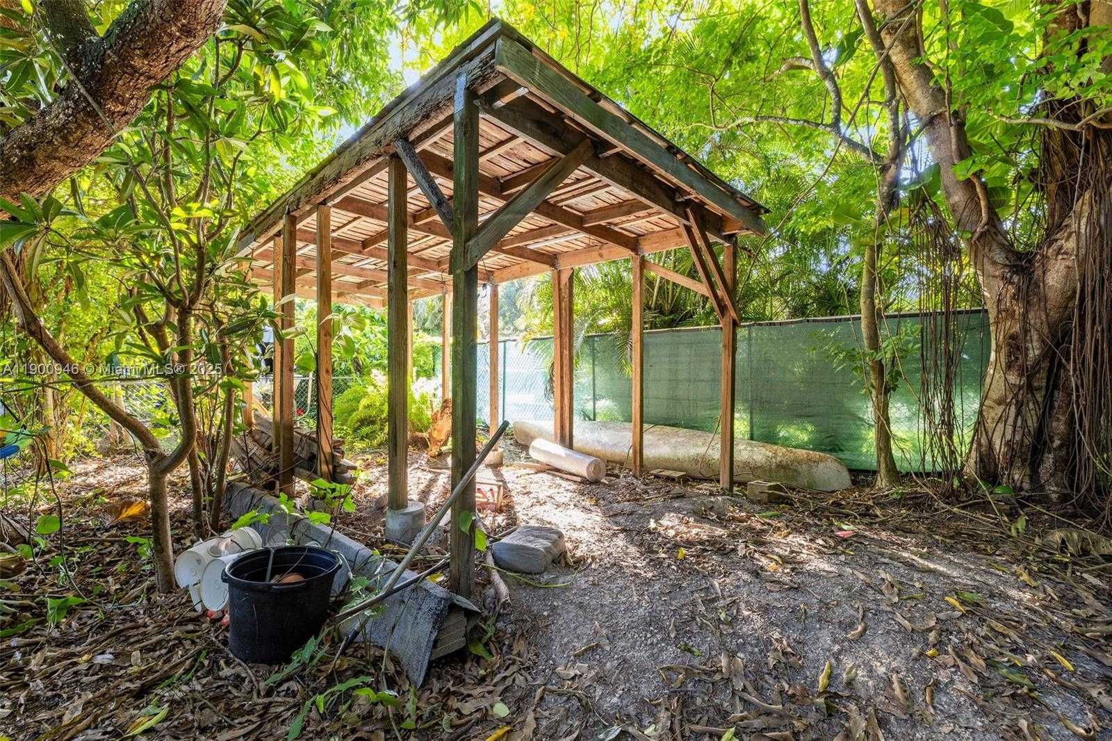 Small Image of 15290 SOUTH WEST 82ND AVE, Palmetto Bay Number 30