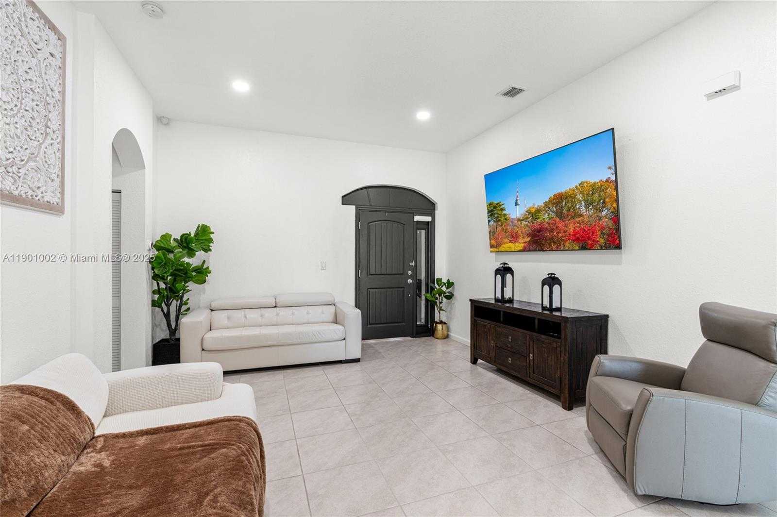 Small Image of 12960 SOUTH WEST 280TH ST, Homestead Number 8