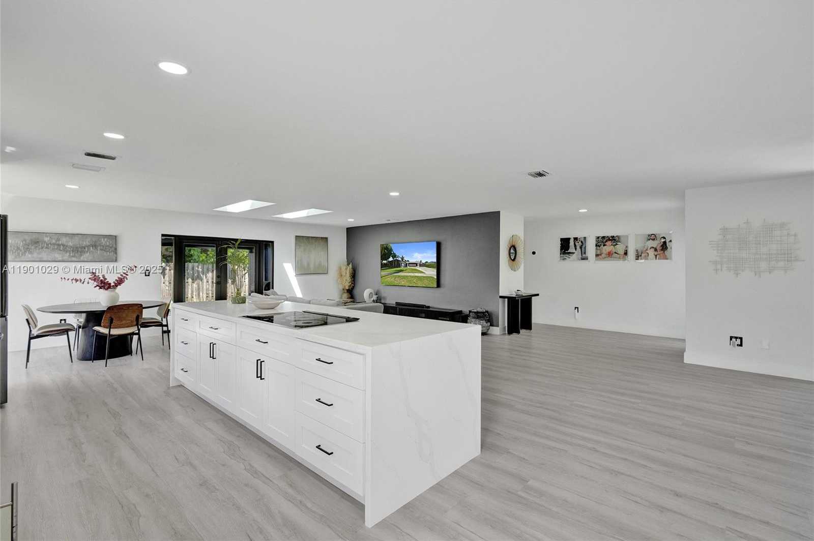 Small Image of 9371 SOUTH WEST 185TH TER, Cutler Bay Number 11