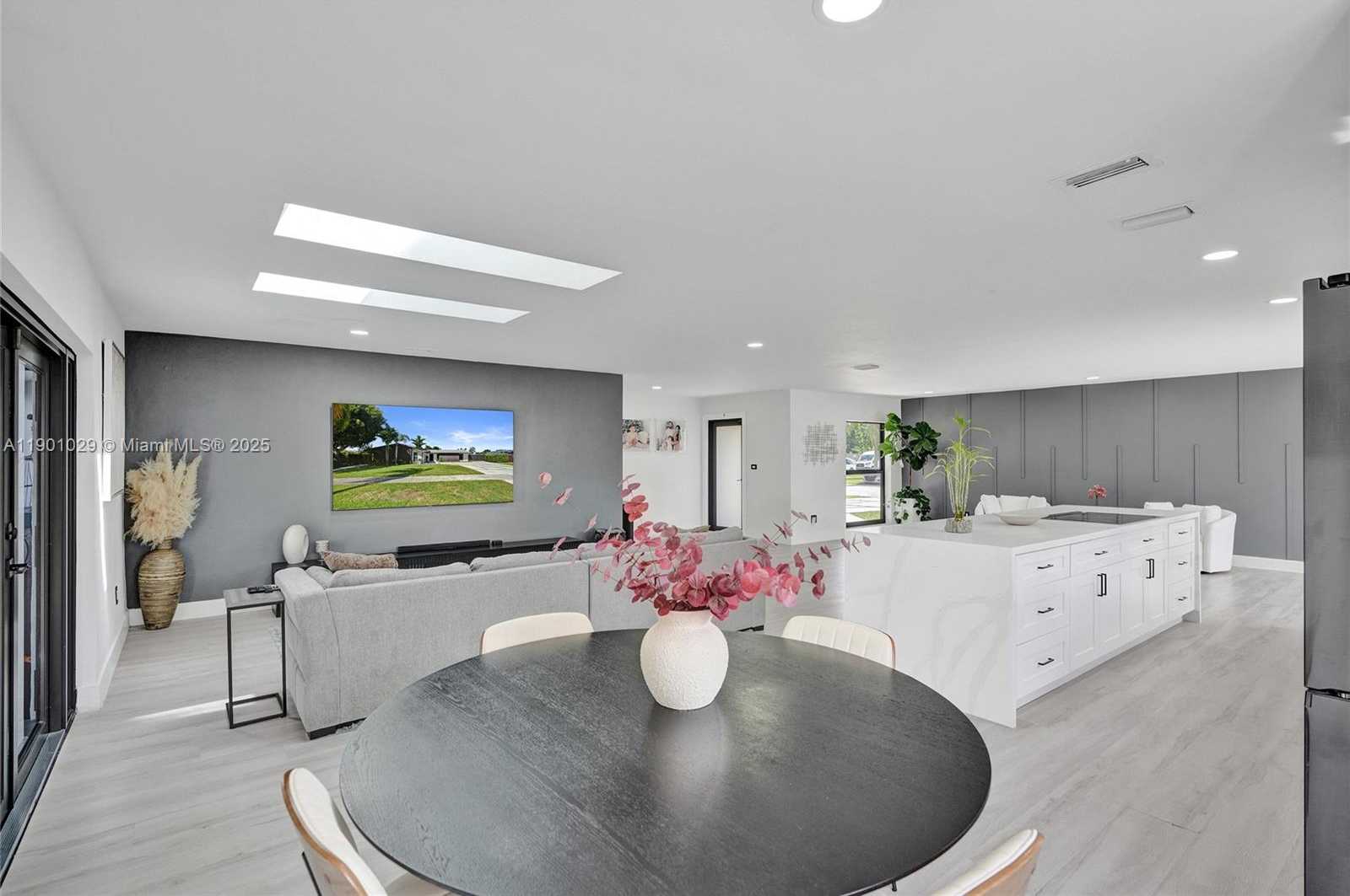 Small Image of 9371 SOUTH WEST 185TH TER, Cutler Bay Number 15