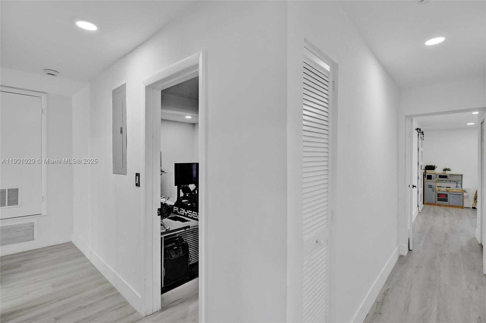 Small Image of 9371 SOUTH WEST 185TH TER, Cutler Bay Number 20