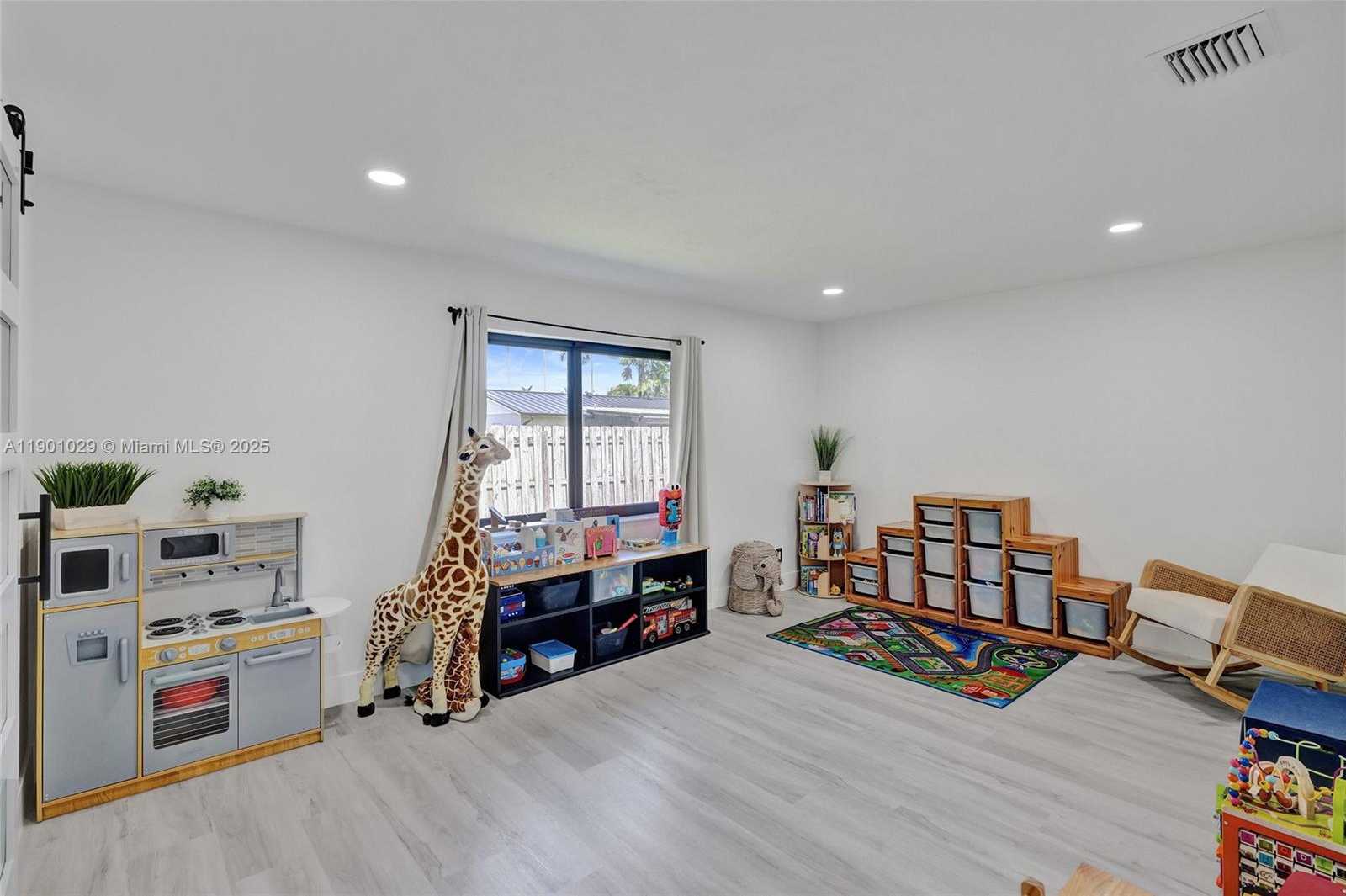 Small Image of 9371 SOUTH WEST 185TH TER, Cutler Bay Number 27