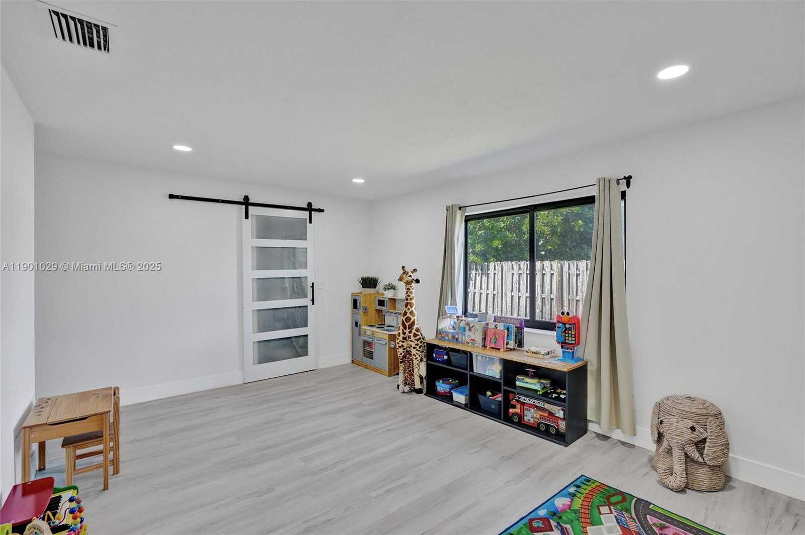 Small Image of 9371 SOUTH WEST 185TH TER, Cutler Bay Number 30