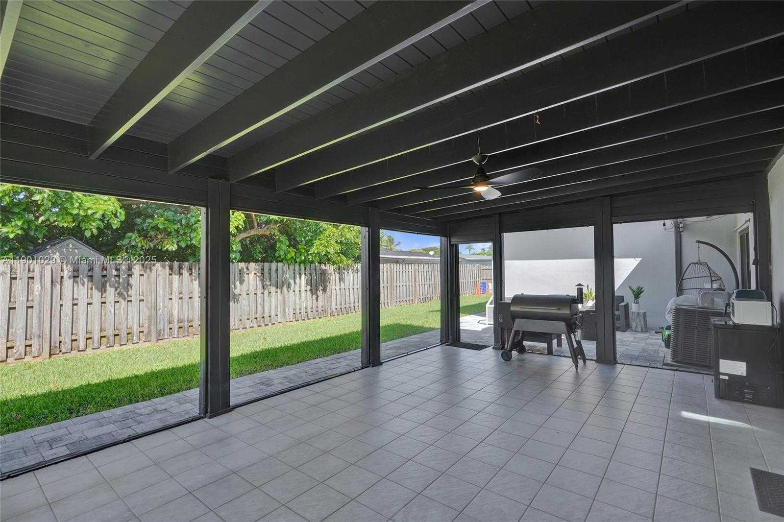 Small Image of 9371 SOUTH WEST 185TH TER, Cutler Bay Number 42