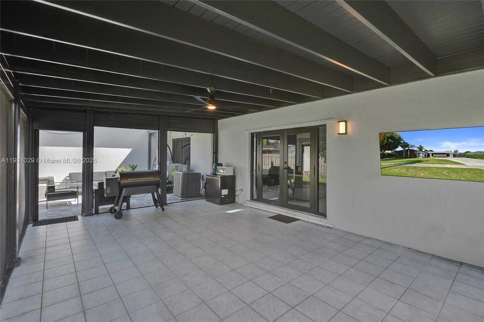 Small Image of 9371 SOUTH WEST 185TH TER, Cutler Bay Number 43