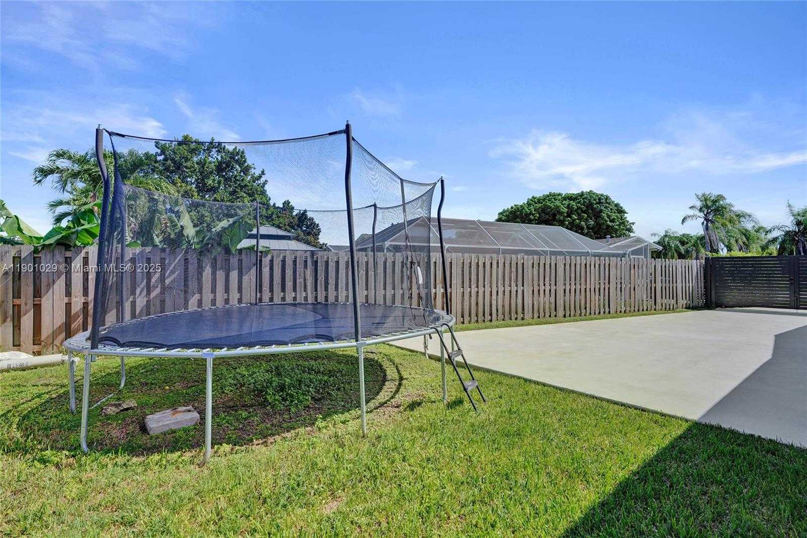 Small Image of 9371 SOUTH WEST 185TH TER, Cutler Bay Number 47