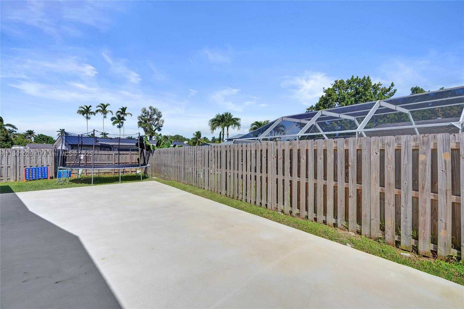 Small Image of 9371 SOUTH WEST 185TH TER, Cutler Bay Number 48