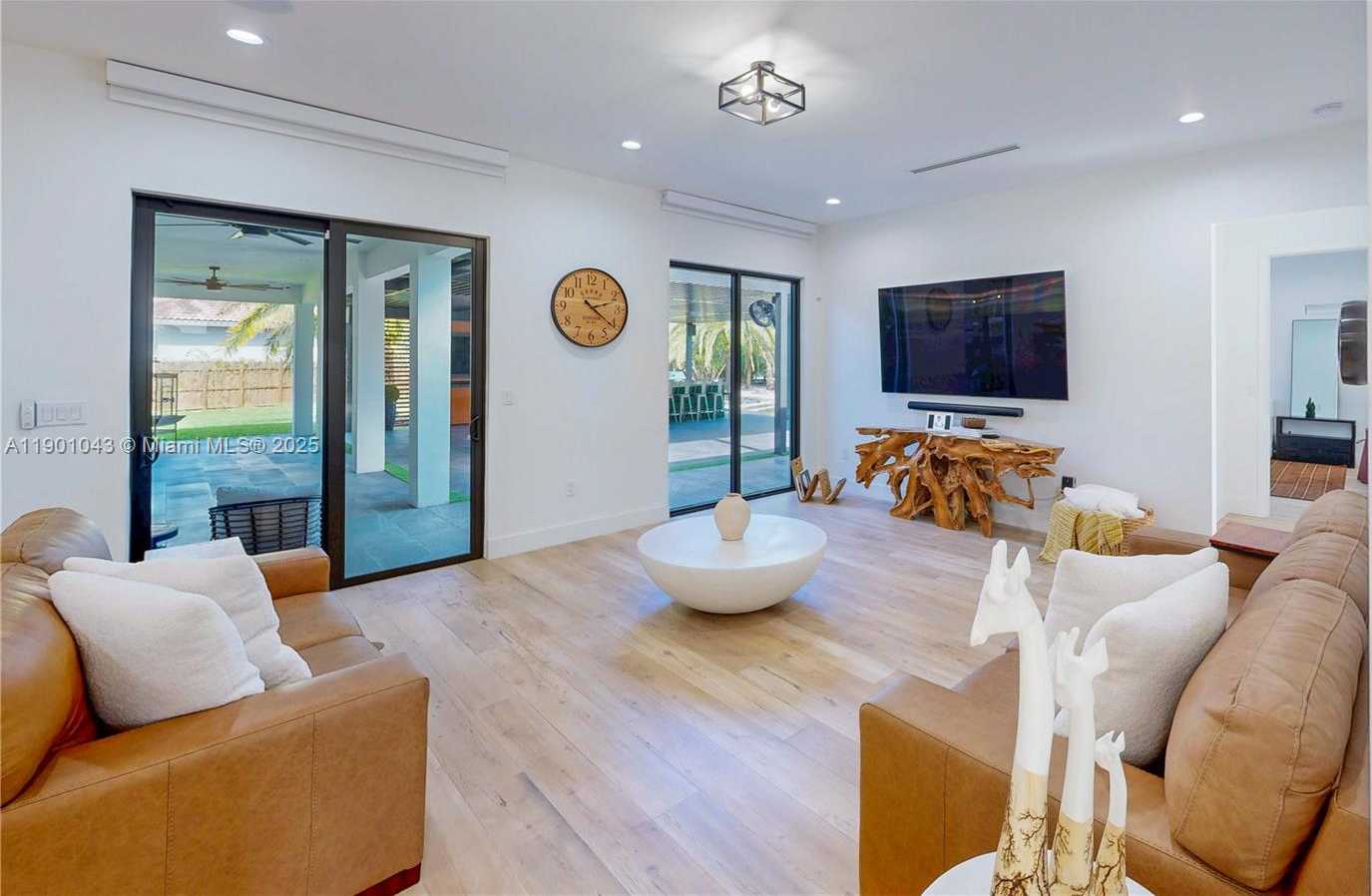 Small Image of 29371 SOUTH WEST 173RD CT, Homestead Number 23