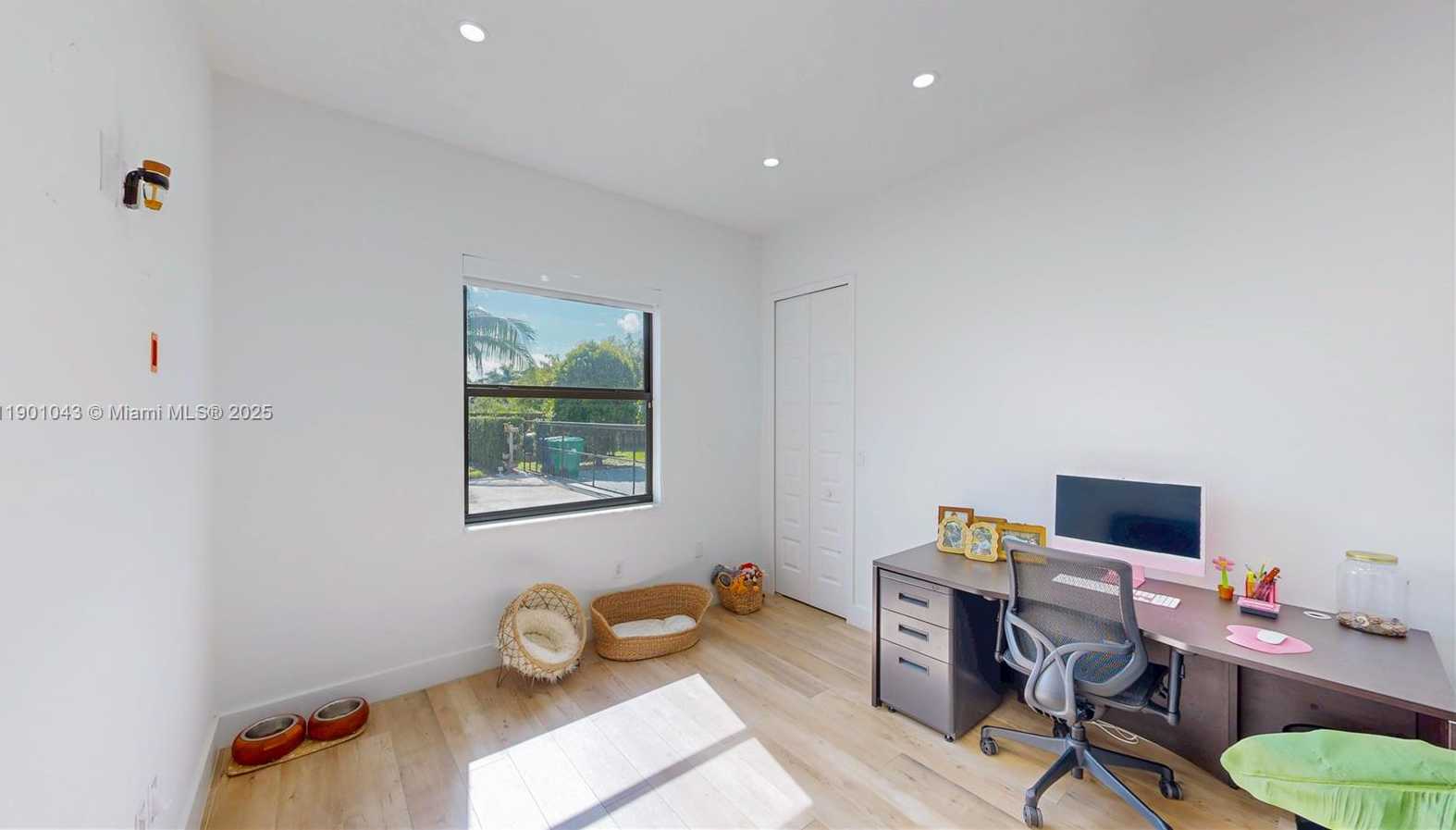 Small Image of 29371 SOUTH WEST 173RD CT, Homestead Number 46