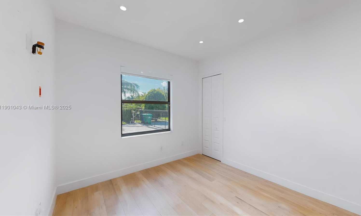 Small Image of 29371 SOUTH WEST 173RD CT, Homestead Number 47