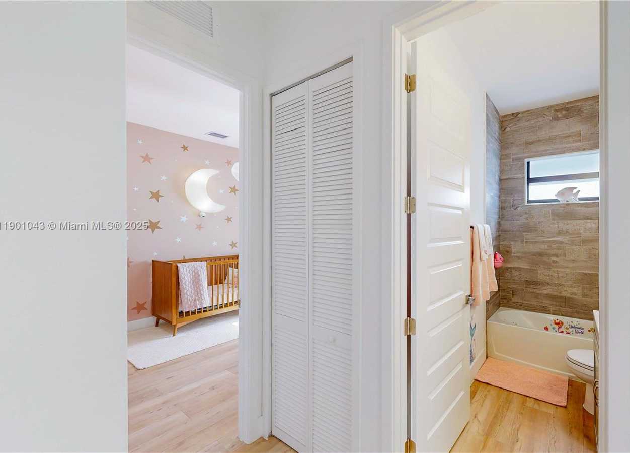 Small Image of 29371 SOUTH WEST 173RD CT, Homestead Number 49