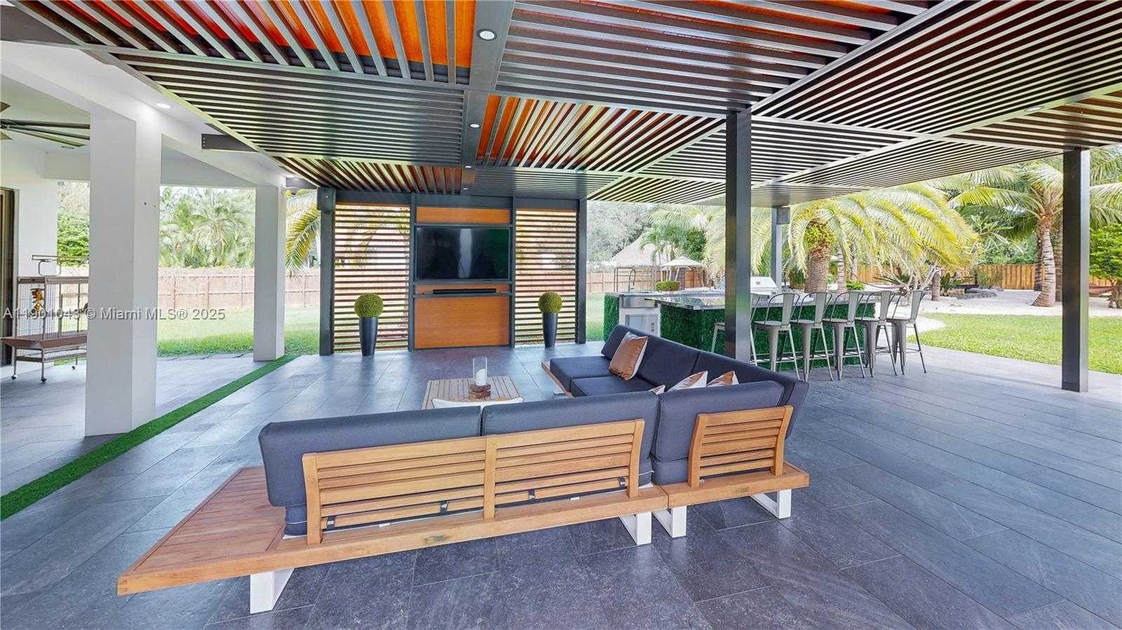 Small Image of 29371 SOUTH WEST 173RD CT, Homestead Number 59