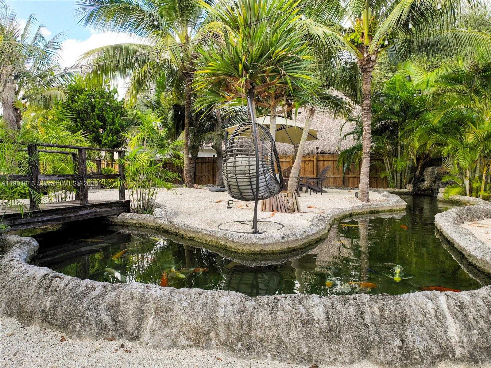 Small Image of 29371 SOUTH WEST 173RD CT, Homestead Number 73