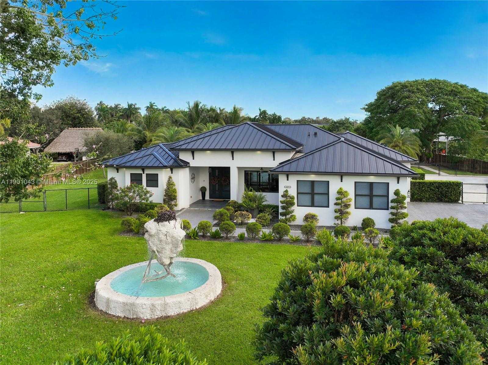 Small Image of 29371 SOUTH WEST 173RD CT, Homestead Number 80