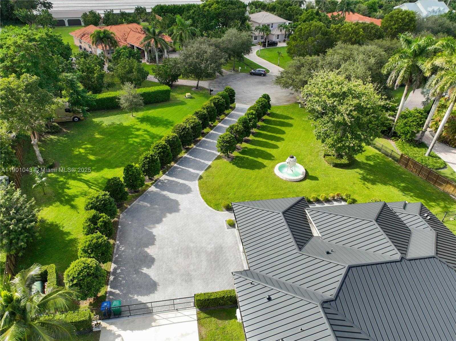 Small Image of 29371 SOUTH WEST 173RD CT, Homestead Number 86