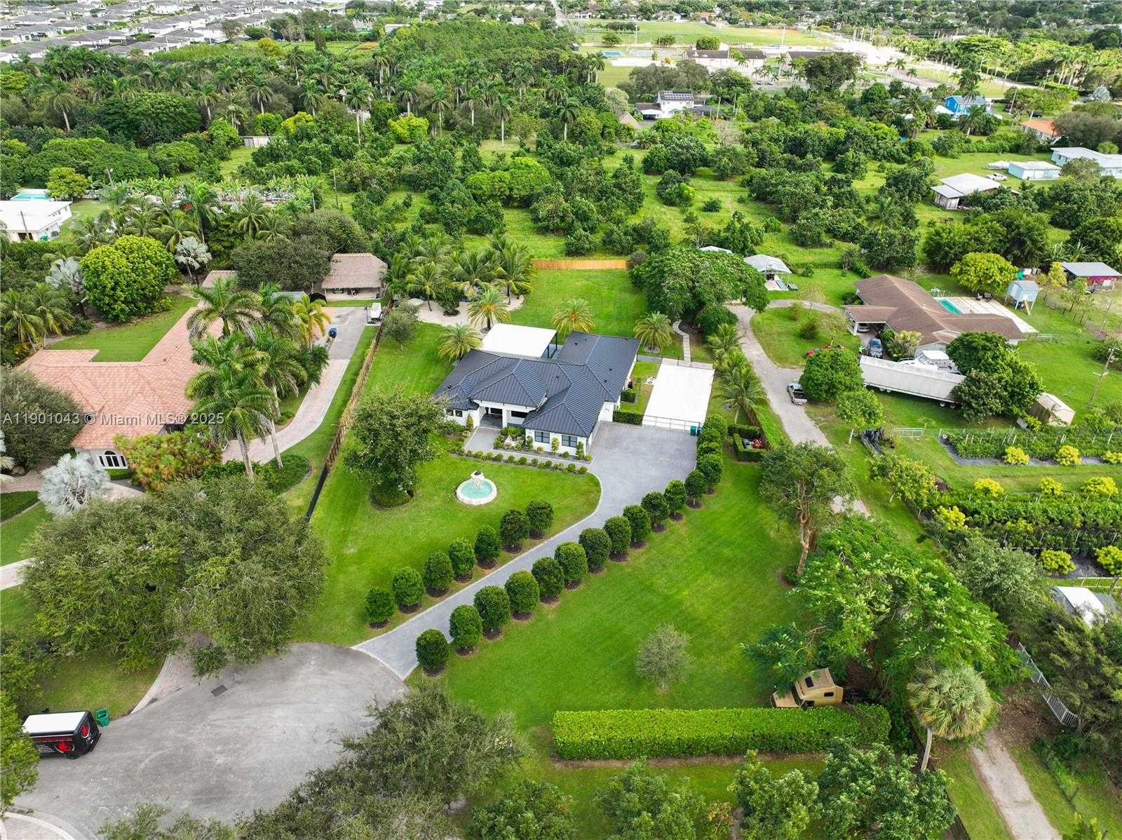 Small Image of 29371 SOUTH WEST 173RD CT, Homestead Number 89