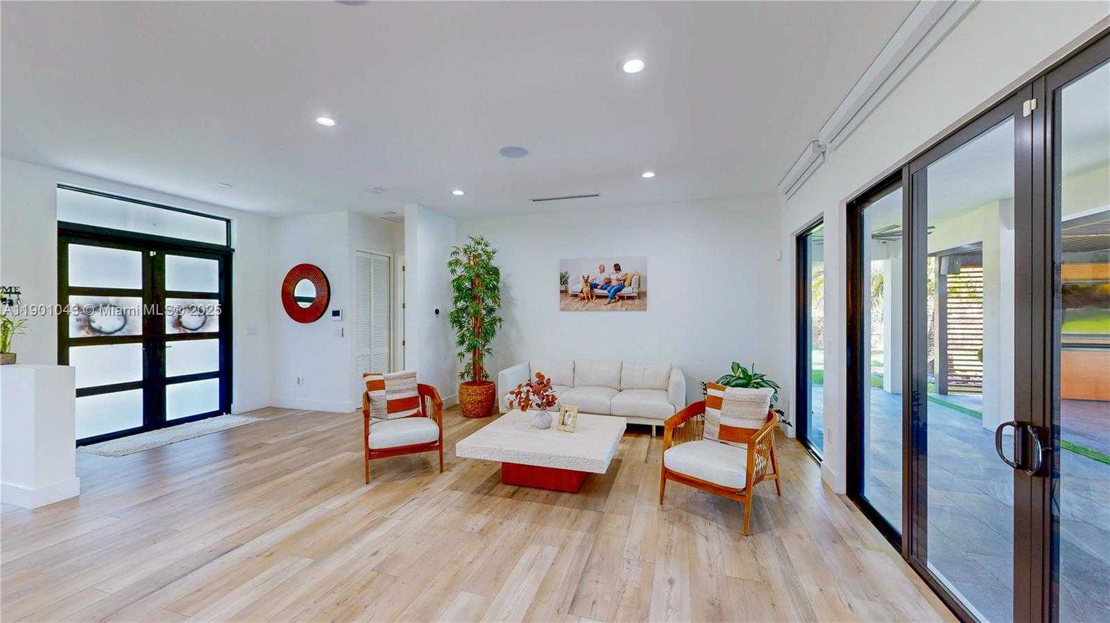 Small Image of 29371 SOUTH WEST 173RD CT, Homestead Number 9