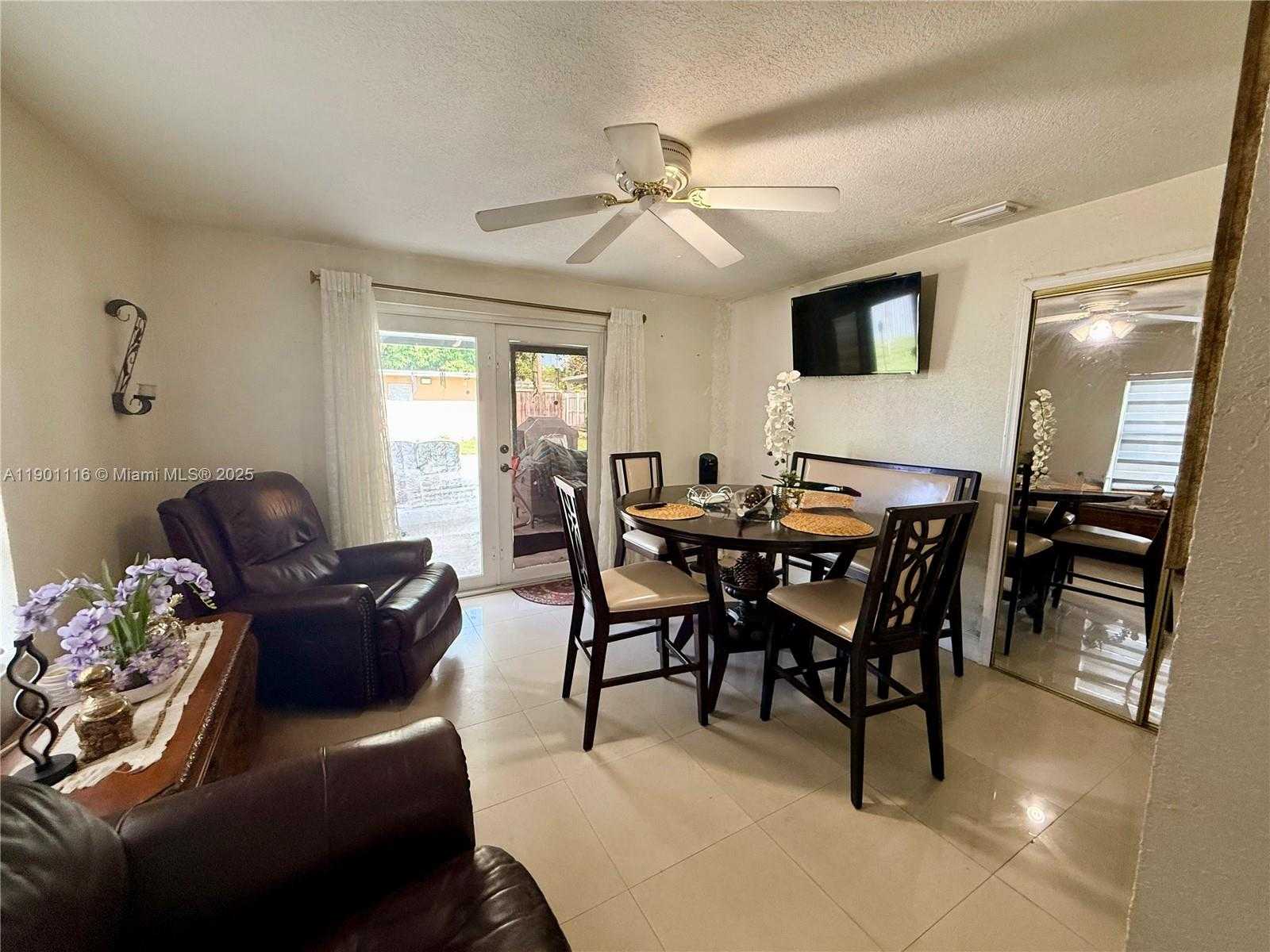 Small Image of 1041 EAST 19TH ST, Hialeah Number 6