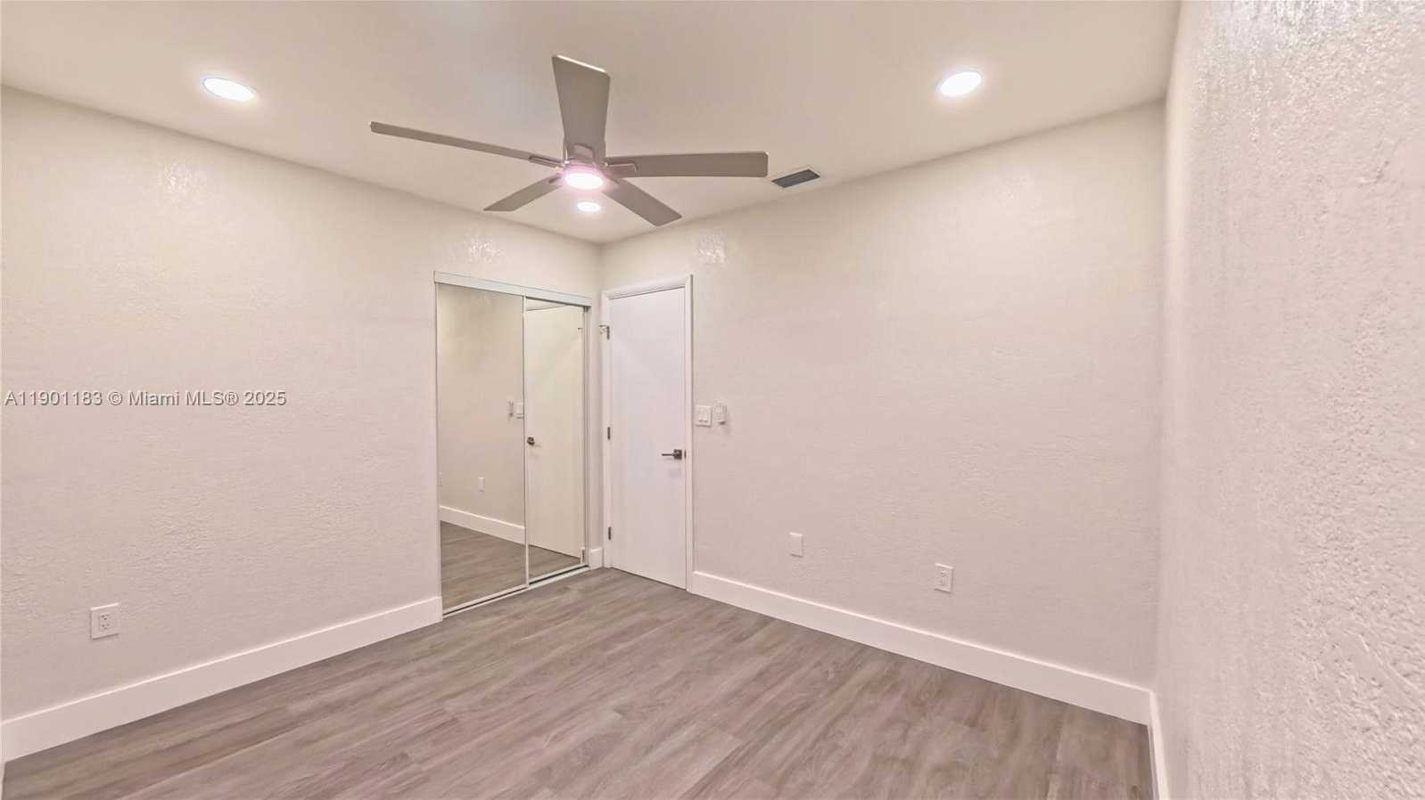 Small Image of 1575 WEST 6TH AVE, Hialeah Number 15